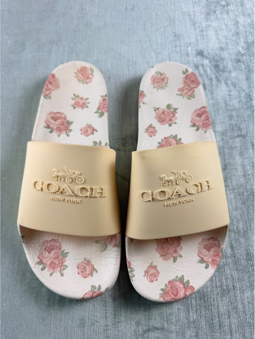 Coach floral print slide sandals pink cream size 8